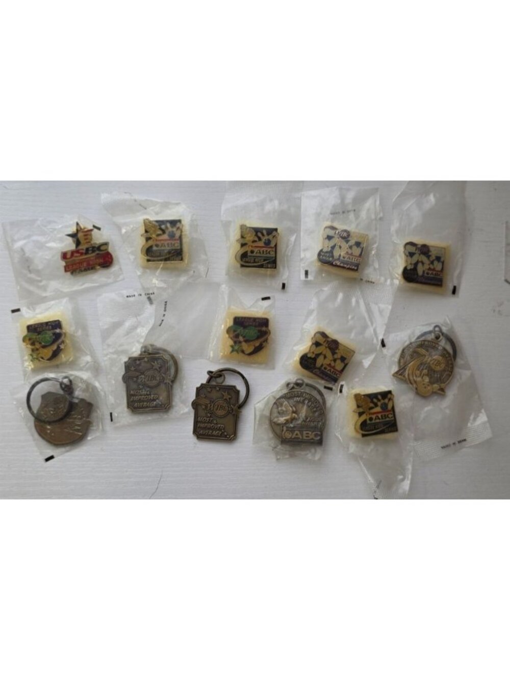 Vintage Bowling Award Lot - USBC ABC WIBC Pins & Keychains - NOS New In Pack